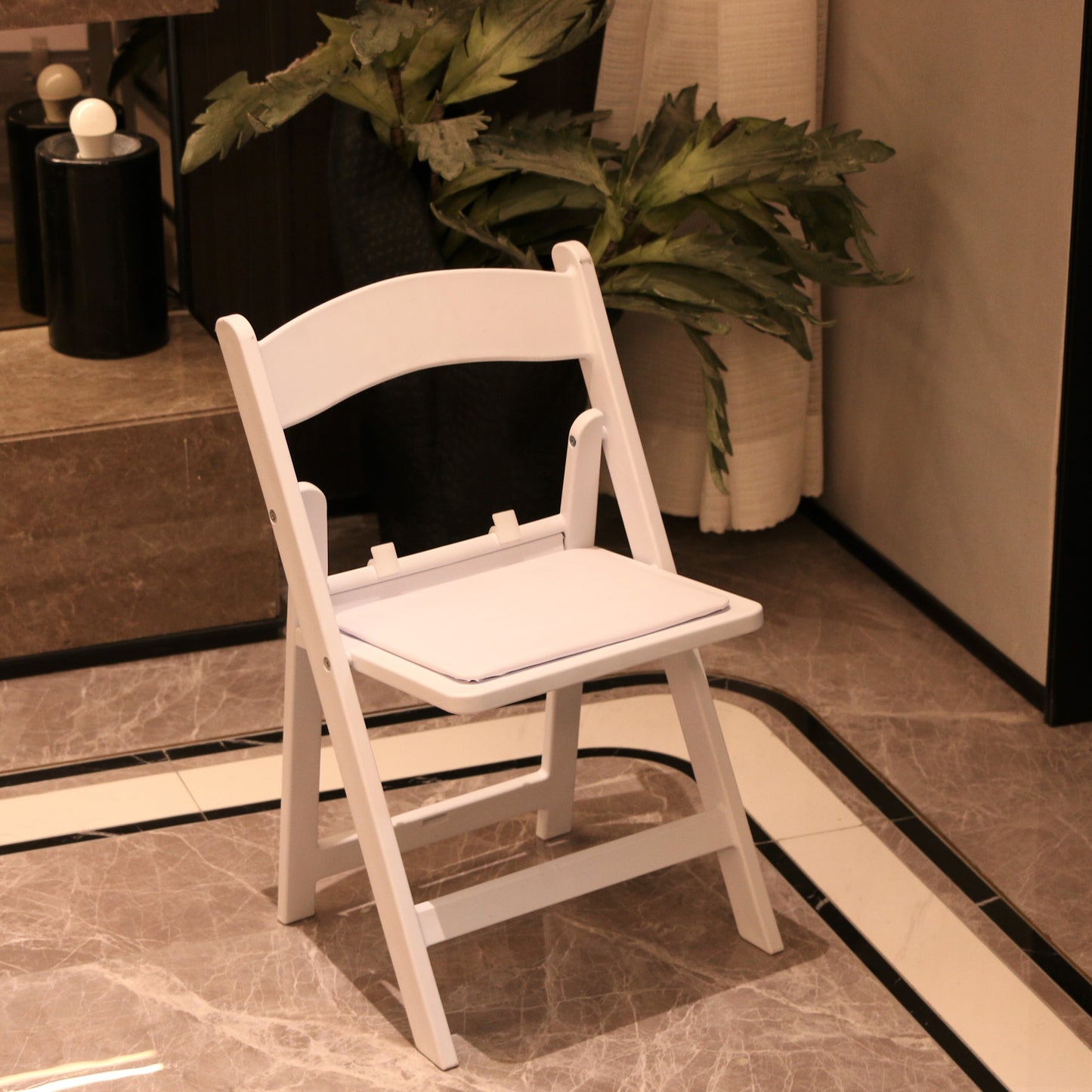 BTExpert Kids Resin Folding Chair Vinyl Padded Seat Lightweight for Home, Event, Party, Picnic, Kitchen, Dining, Church, School - Set of 40