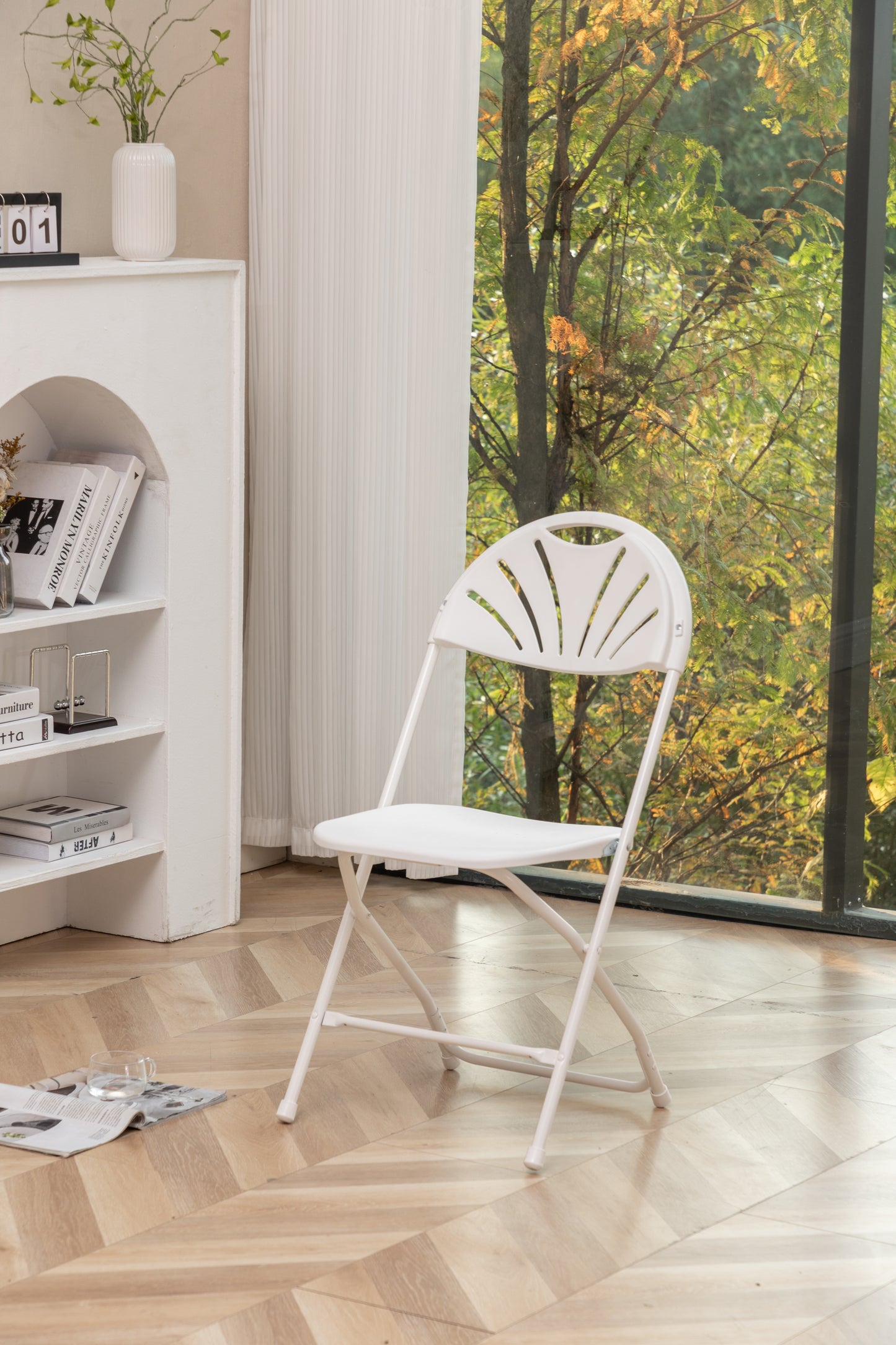 BTExpert White Plastic Folding Chair, Steel Frame, High Capacity, Lightweight, for Event, Wedding, Party - Set of 8