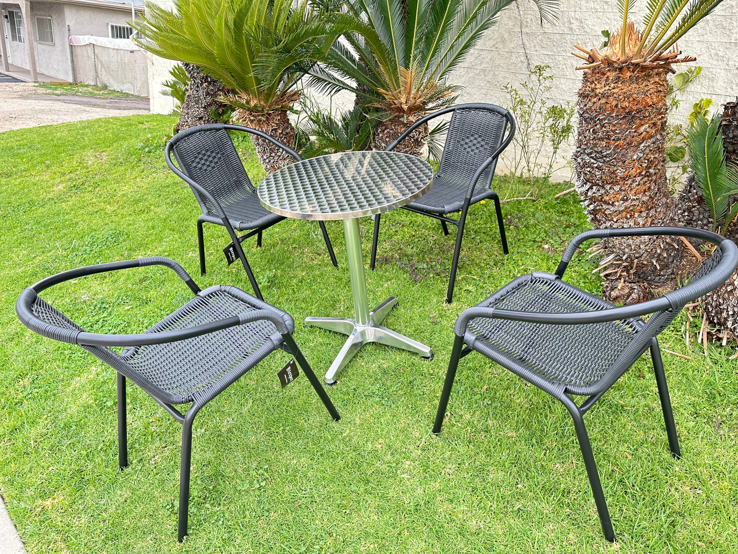 BTExpert 23.75" Round Table Stainless Steel Silver Aluminum + 4 Black Restaurant Rattan Stack Chairs