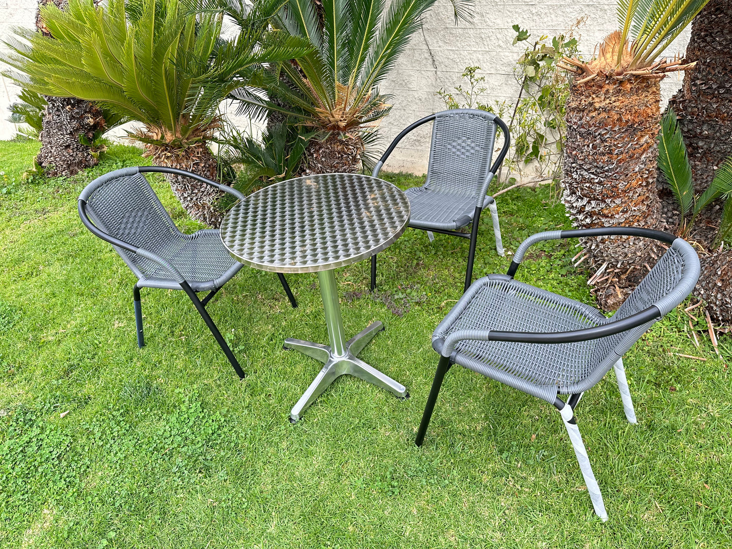 BTExpert 23.75" Round Stainless Steel Table + 3 Gray Rattan Stack Chairs, Indoor Outdoor Commercial Lightweight