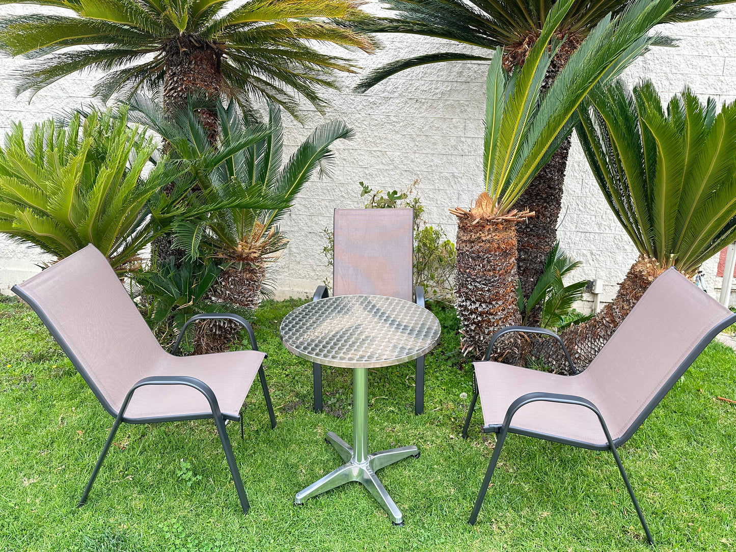 BTExpert 23.75" Round Steel Table + 3 Brown Sling Stack Chairs Indoor Outdoor