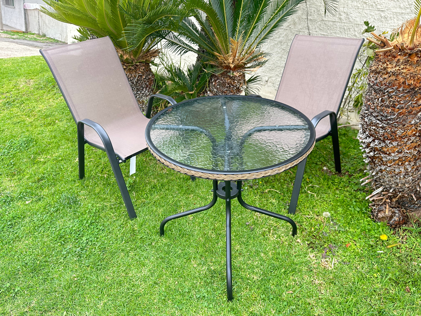 BTExpert Indoor Outdoor 28" Round Glass Table Brown Rattan Trim + 4 Brown Sling Stack Chairs